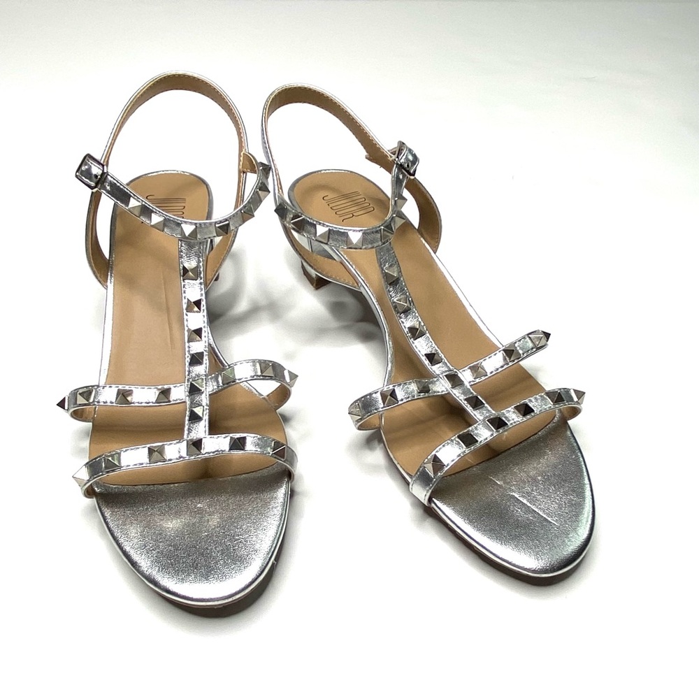 JILDOR Silver Napa Midge T-Strap Studded Sandal - Picture 13 of 15